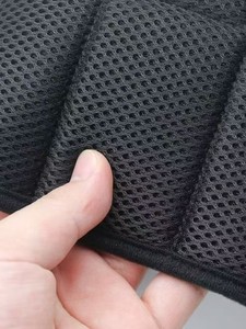 Un accesorio de viaje imprescindible: hamaca reposapiés para la oficina, trenes de alta velocidad, aviones y otras situaciones en las que necesitas descansar. - Product Image 3