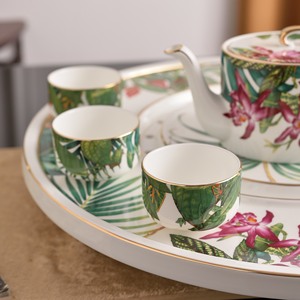 Service à thé de luxe en porcelaine fine, 10 pièces, en céramique artisanale avec motif forêt tropicale pour la décoration intérieure - Product Image 4