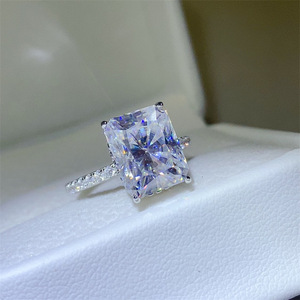 Grande Promotion Bague de Fiançailles et de Mariage Classique Carrée en Argent 925, Moissanite Entière Coupe Radiant 5 <span class=keywords><strong>Carats</strong></span> Couleur D VVS pour Femme - Product Image 5