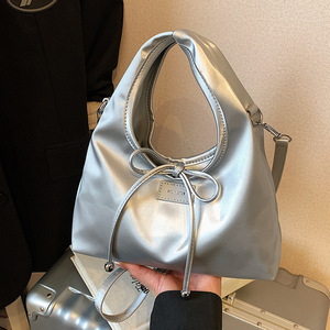 Style coréen PU sac à main pour femmes nouveau nœud papillon Texture douce Simple navettage artistique sac à bandoulière - Product Image 1