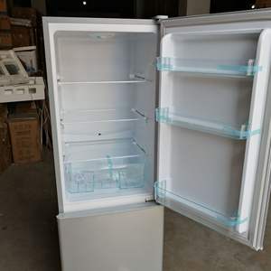 Mini réfrigérateur 228L, avec conception à double porte, adapté à un usage domestique, avec fonctions de réfrigération et de congélation - Product Image 3