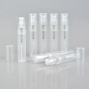 En stock bouteilles de parfum vides en plastique PP en forme de cylindre de 3ml 5ml <span class=keywords><strong>8ml</strong></span> 10ml avec joint de pulvérisateur de pompe - Product Image 4