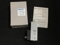 Vepv-1/8-m12 Vacuum Switch 48vac/dc 192489 Set Lengkap Aksesori PLC Industri: Sensor / Kontaktor / Relay, Umum