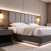 Sistem Headboard Tempat Tidur Hotel Minimalis Modern Dengan Soket Lampu Dinding LED Backlight Pelapis Khusus untuk Proyek Perhotelan