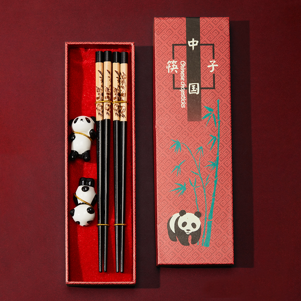 Set Bacchette Con Supporto Panda - 2 Paia Di Bastoncini E Porta Bacchette In Plastica