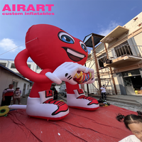 Personnage gonflable publicitaire en forme de cœur rouge sur mesure, ballon gonflable en forme de cœur de personnage de dessin animé