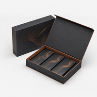 Boîte cosmétique personnalisée en papier recyclé avec doublure en éponge, fermeture magnétique, emballage rigide durable pour vernis à ongles, huile, soins de la peau