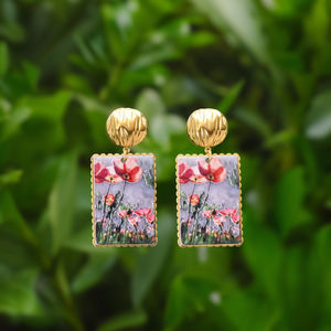 Pendientes de Moda, Acero Inoxidable 316L, Baño de Oro PVD, Diseño Floral Rectangular, Sostenible y Resistente - Product Image 3