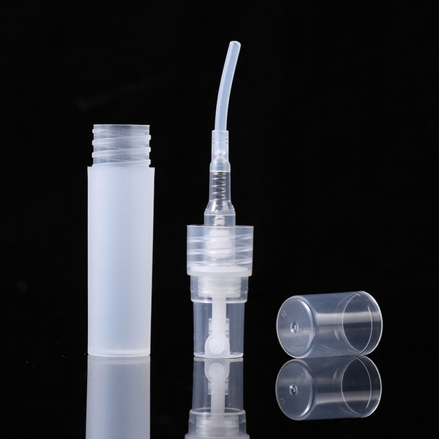 Small Size 5ml 8ml 10ml Refillable PP Plastic Pen Shape Perfume Atomizer Spray Bottle with Pump Sayer Seal