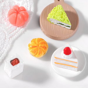 Miniaturas de Comida de Resina, Figuras de Desayuno, Pastel, Pan, Hamburguesa, Adornos de Escritorio, Accesorios para Casa de Muñecas DIY - Product Image 5