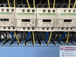 Ligne de découpe automatique de verre avec moteur PLC, haute précision, 380V, garantie 1 an, épaisseur de verre 3-20mm, vitesse de la lame 0-200m/min - Product Image 5