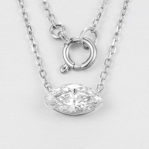 Collier pendentif classique en platine PT950 avec diamant ovale de 0,518 ct cultivé en laboratoire |   Collier pendentif en diamant de laboratoire taille ovale pour - Product Image 1
