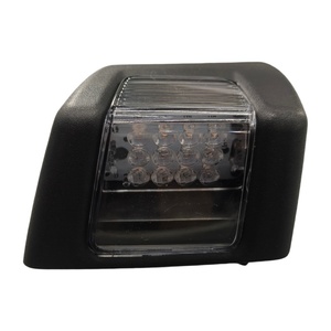Pièces d'éclairage de camion de haute qualité, feux latéraux LED et lampes indicatrices pour camion 84139925 84139927 82446495 82467737 pour Volvo - Product Image 5