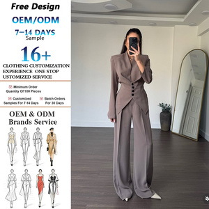 Traje de Oficina Elegante para <span class=keywords><strong>Mujer</strong></span>: <span class=keywords><strong>Blazer</strong></span> Entallado Color Taupe con Dobladillo Puntiagudo y Pantalones Palazzo Fluidos, Conjunto de 2 Piezas - Ropa de Trabajo OEM/ODM - Product Image 1