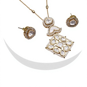 ชุดจี้โซ่ kundan สีทองดูมีระดับสำหรับผู้หญิงสร้อยคอและต่างหูสำหรับงานแต่งงานสำหรับเด็กผู้หญิง - Product Image 2