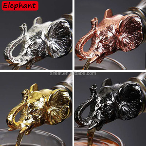 Versatori per Liquori a Forma di Animali Personalizzati a Prezzo di Fabbrica, Tappo per Vino in Metallo a Forma di Testa di Cervo - Product Image 3