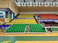 Chaise de stade en plastique portable pour salle de sport intérieure/extérieure Les principales caractéristiques comprennent des applications de jambes et des sièges confortables