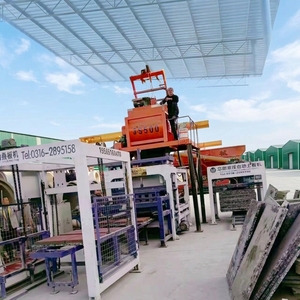 Machine à blocs de béton <span class=keywords><strong>Techman</strong></span> à cendres volantes, entièrement automatique, pour la fabrication de briques et blocs, modèle QT12-15D, prix compétitif - Product Image 2