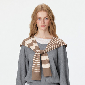 Châle tricoté léger et décoratif à blocs de couleur avec nœud, manches superposées, style fausse manche, pour femme, printemps-automne, type pashmina ou cape - Product Image 1