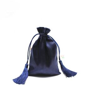 Pochette en satin luxueuse parfumée à la lavande avec cordon de serrage, emballage cadeau avec une texture de satin exceptionnelle - Product Image 1