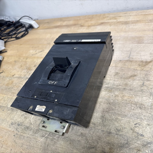 Nuevo Interruptor de Circuito Original SQD LA36250 <span class=keywords><strong>LA</strong></span> I-LINE de 3 Polos, 250-480v, Negro, Disponible en Stock - Product Image 2