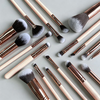 Set Kuas Makeup 18 Buah untuk Eyeshadow, Bedak Tabur, Blush On, dan Kontur Wajah - Alat Kecantikan Serat Sintetis