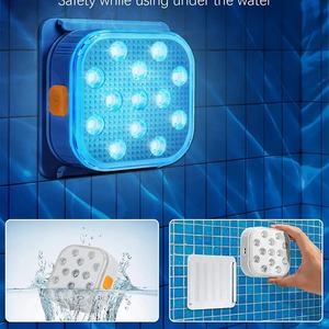 Lumière de piscine télécommandée rechargeable 200FT avec minuterie, lumières subaquatiques à changement de couleur, lumières LED submersibles pour piscine - Product Image 4