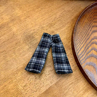 Nouveaux produits 2026 : Pantalons pour poupées KT, Porte-clés en peluche KT, Vêtements pour poupées, Moins d'un dollar, Pantalons pour poupées de maison de poupée KT T10