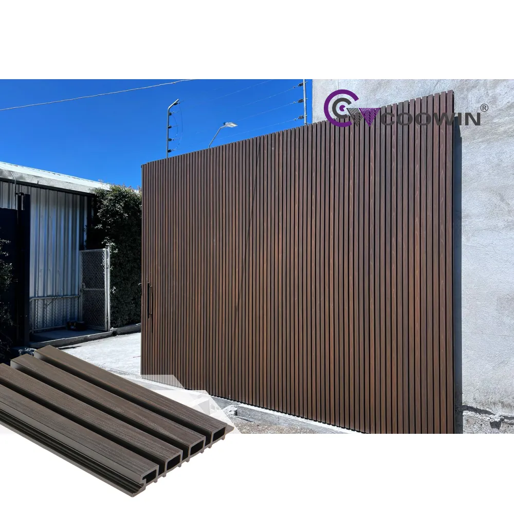 El fabricante de alta calidad ofrece el panel de pared compuesto decorativo al aire libre WPC
