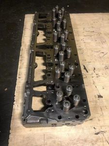 Kepala silinder untuk <span class=keywords><strong>Yanmar</strong></span> 3TNV74 3TNV76 4TNV94 3TNV80 4TNV106 3TNM72 kepala silinder mesin Rakitan - Product Image 3