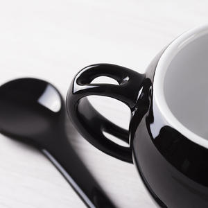 Taza de cerámica personalizable con cuchara, esmalte amarillo, tazas creativas para parejas, para regalos, regalos empresariales - Product Image 2