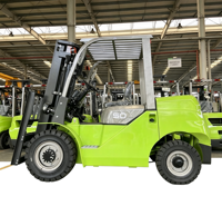 Chariot élévateur diesel FD50Z de 5 tonnes en stock, directement de l'usine, pour une manutention rapide des palettes dans les entrepôts logistiques, en vente à prix réduit