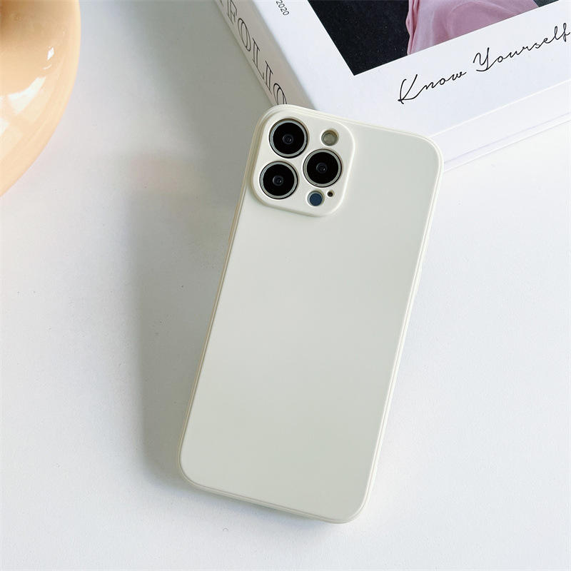 สีขาวแอนทีค