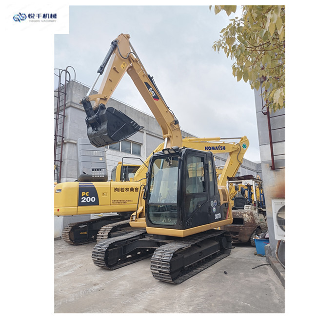 5 to 7 ton excavator with thumb