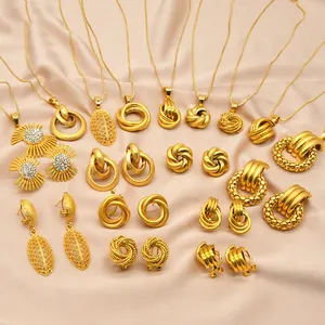 Fashion Jewelry Set 24k Gold Necklace Pendant And Earrings Set Women Non Tarnish Rhinestone Wedding Jewelry Set For Gift