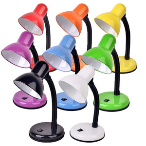 Lampe de livre de bureau intelligente à lecture d'ongles Mini LED USB à polymérisation par extension de pointes d'ongles flexibles de marque privée personnalisées - Product Image 1