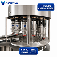Machine de rinçage, remplissage et bouchage de bouteilles PET d'eau potable pure minérale monobloc à haute efficacité et économie d'énergie