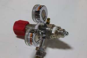 Regulador/Gauge PLC BOC Gases BHT500-40-590-4S CGA-590 para Producto en Garantía - Product Image 2
