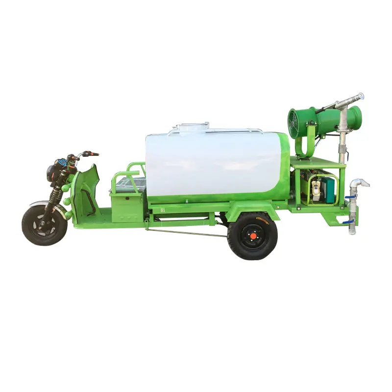 cargo tricycle tricycle motorcycle motorcycle tricycle water sprinkler truck Cleaning the car