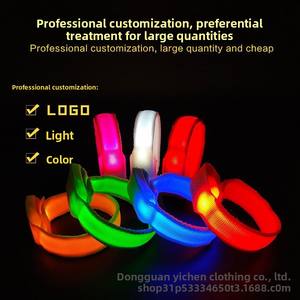 Bracelet lumineux LED avec logo Remy Martin, fluorescent et clignotant, pour concerts, événements, bars et cadeaux - Product Image 2