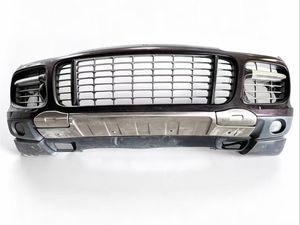 กันชนหน้ามือสองแท้สำหรับ Porsche <span class=keywords><strong>Cayenne</strong></span> <span class=keywords><strong>957</strong></span> <span class=keywords><strong>GTS</strong></span> ปี 2008 ถึง 2010 รหัสอะไหล่ 95550531114G2X ฝาครอบกันชนแท้ - Product Image 1