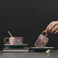 Ensemble tasse à café et soucoupe en porcelaine florale avec poignée dorée, mug à motif Millefleur avec cuillère dans un coffret cadeau