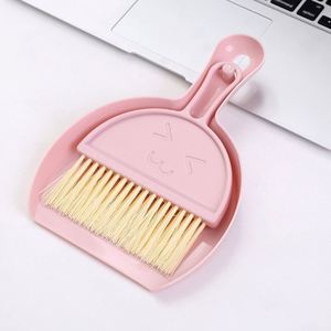 Juego de recogedor y cepillo pequeños con diseño de cara linda, mini escoba portátil para escritorio, mostrador, eliminación de pelo de mascotas y migas - Product Image 6
