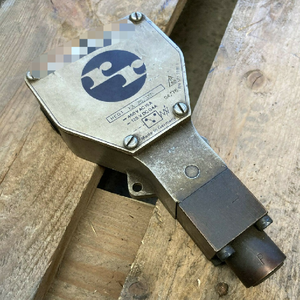 Interruttore Hed1 <span class=keywords><strong>Ka</strong></span> 20/350 <span class=keywords><strong>Bar</strong></span> 460vac 125vdc per Connessione Olio e Rilevamento Perdite - Product Image 1