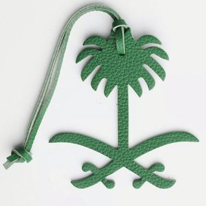 Colgante de mapa de Arabia Saudita, espada árabe y palmera, amuleto para bolso, accesorio de llavero de PU - Product Image 6