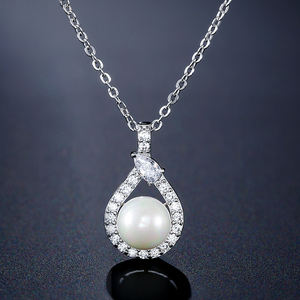 Pendientes de Perlas de Agua Dulce con Circonita Cúbica y Baño de Rodio de Lujo Moderno RAKOL EP2225, Accesorios de Collar y Pendientes para Mujer - Product Image 5