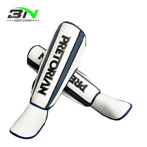 Espinilleras BN con Logotipo Personalizado, Espinilleras de Artes Marciales, Muay Thai, Kick Boxing, Protector de Espinillas - Product Image 1