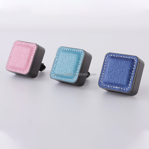 Sang trọng hợp kim kẽm + da nước hoa khuếch tán phụ kiện xe hơi trang trí nội thất hương thơm hình chữ nhật xe làm mát không khí Vent Clip - Product Image 5