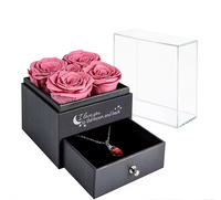 Cadeau fête des mères fait à la main Rose préservée Roses boîte à bijoux avec collier éternel Rose fleurs cadeau pour maman petite amie femme