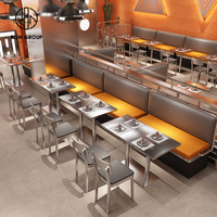 Ensemble de mobilier de restaurant et café commercial de luxe moderne, banquette carrée en cuir, canapé, sièges de stand, table en bois confortable, chaise pour